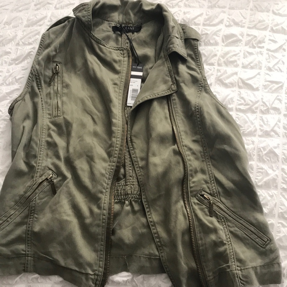 Army Green Max Jeans vest